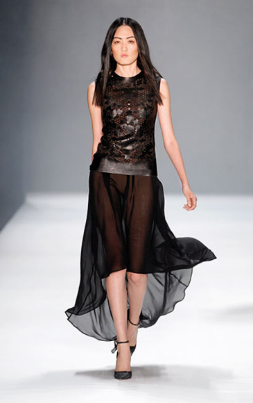 Avantgarde-Abendkleid Kaviar Gauche, schwarz Ärmelloses Abendkleid mit transparentem Rock, schwarz
