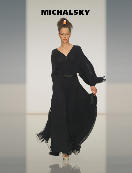 Langarm Abendkleid schwarz mit V-Ausschnitt, tailliert. Michael Michalsky MICHALSKY Langarm Abendkleid schwarz