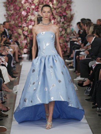 Hellblaues Abendkleid Oscar de la Renta Red Carpet Dresses 2015