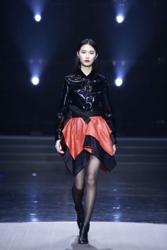 Pierre Cardin 2018 Fashion Show in Beijing Pierre Cardin Cocktailkleider 2018