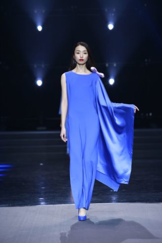Pierre Cardin Abendkleider 2018 - Fashion Show in Peking